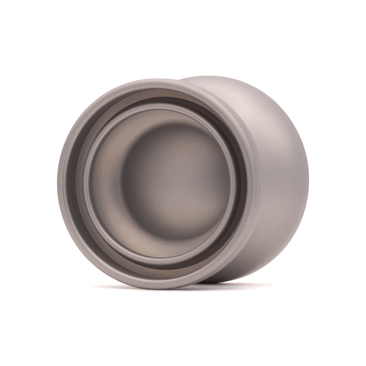 Beater yo-yo in Boring Silver by CLYW