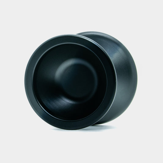 L yo-yo in Black / Dark grey fade by SF Yoyos