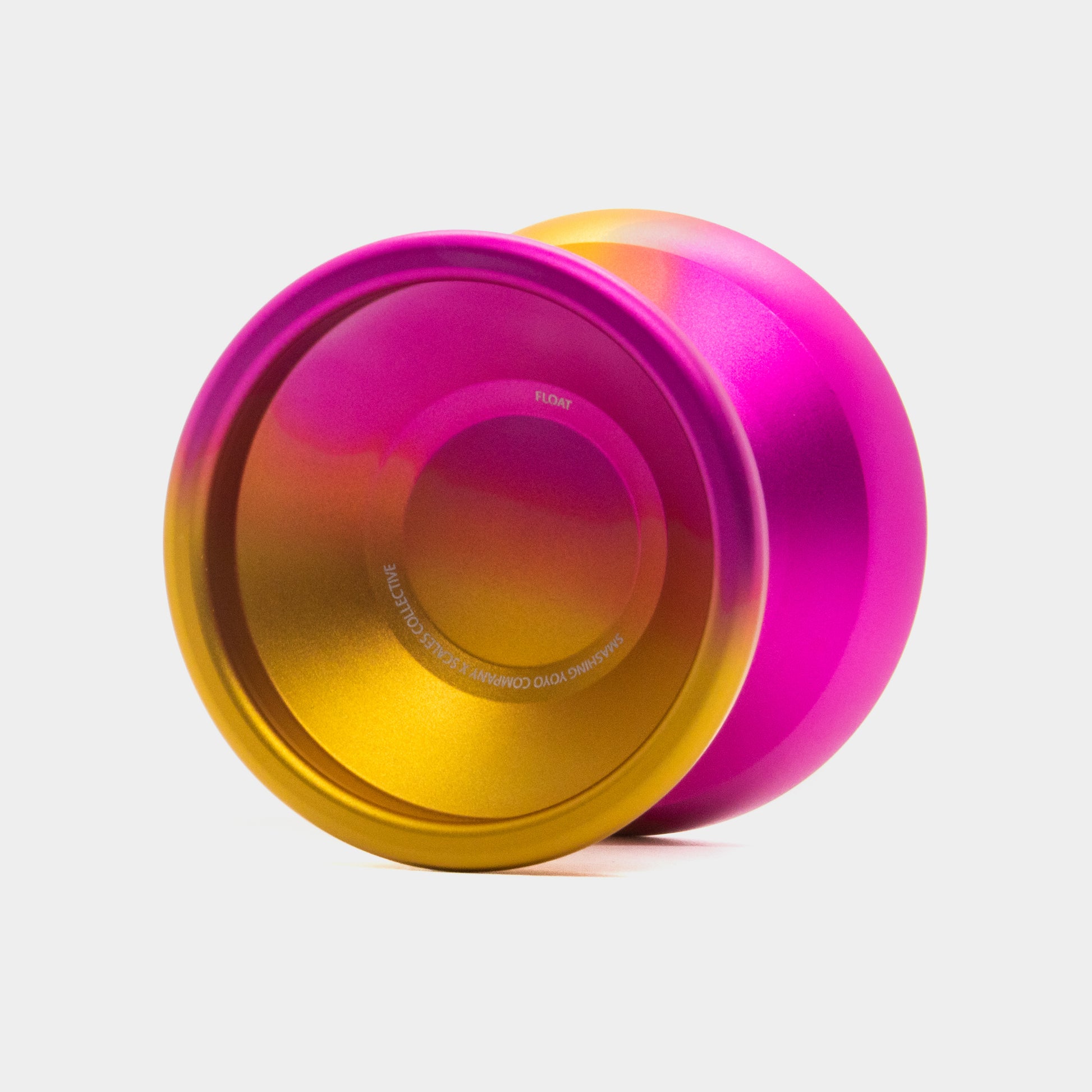 Float yo-yo in Carnival Fade by Smashing YoYo Company