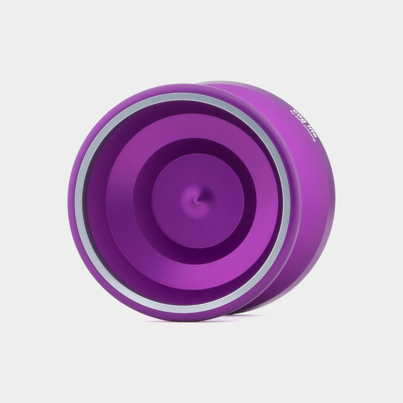 Coglite yo-yo in Purple by UNPRLD